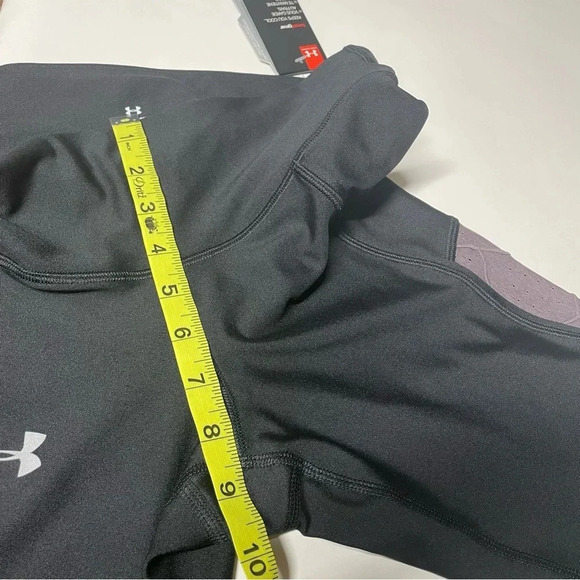 NEW Under Armour Womens Athletic Mesh Inset Leggings Purple Black Size Medium - Picture 7 of 12